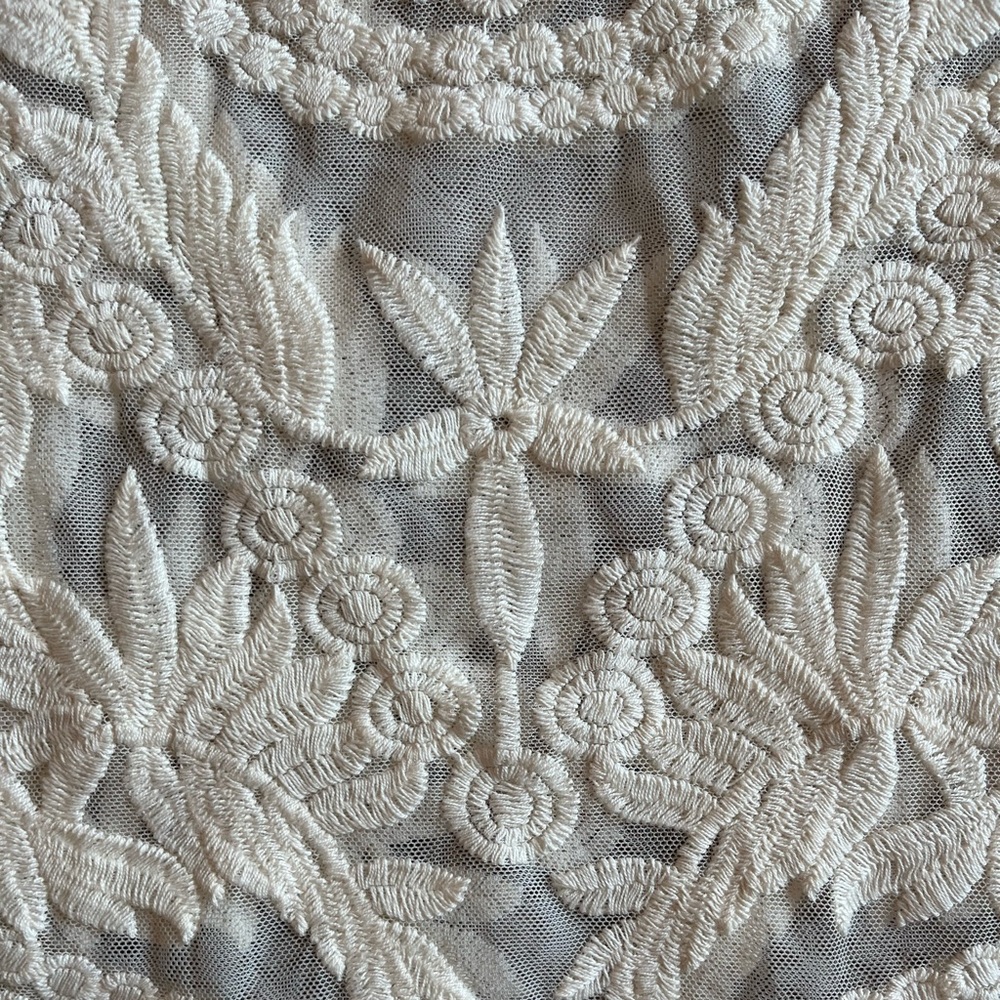 H&M Divided Lace 3/4 Sleeve Top | Women's 8 - Picture 4 of 5
